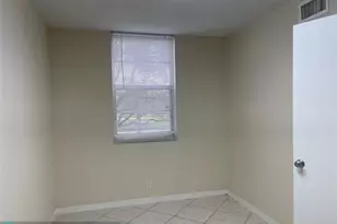 3993 Cypress Reach Ct, Pompano Beach, FL 33069 - Photo 7