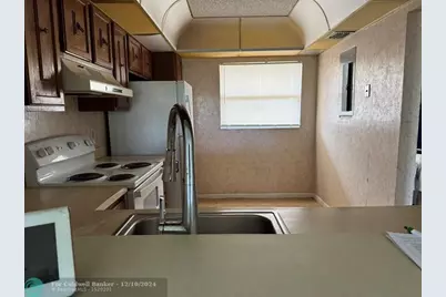 3650  Environ Blvd, Unit #308, Lauderhill, FL 33319 - Photo 11