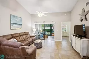 35 Centennial Ct, Deerfield Beach, FL 33442 - Photo 3