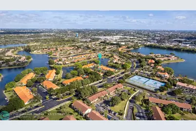 35  Centennial Court, Deerfield Beach, FL 33442 - Photo 29