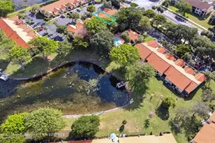 35 Centennial Ct, Deerfield Beach, FL 33442 - Photo 25