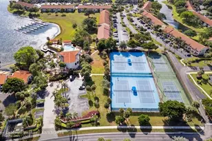 35 Centennial Ct, Deerfield Beach, FL 33442 - Photo 13