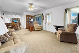 329 Knotty Pine Cir, Greenacres, FL 33463 - Photo 13