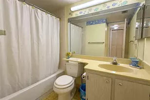 329 Knotty Pine Cir, Greenacres, FL 33463 - Photo 9