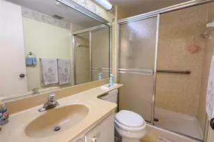 329 Knotty Pine Cir, Greenacres, FL 33463 - Photo 7