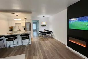 1015 SW 11th Ave, Hallandale Beach, FL 33009 - Photo 15