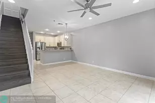 7440 Willow Grove Pl, Davie, FL 33314 - Photo 5