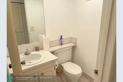 1010  Islewood D, Unit #1010, Deerfield Beach, FL 33442 - Photo 11