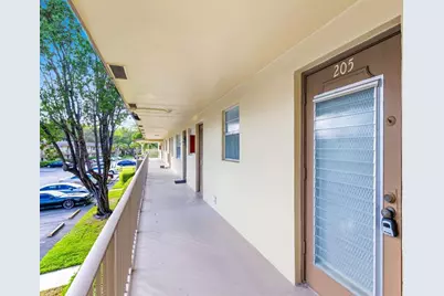 7360 NW 1st St, Unit #205, Margate, FL 33063 - Photo 9