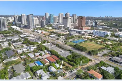 301 SW 9th St, Fort Lauderdale, FL 33315 - Photo 3