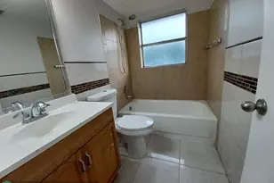 10036 Twin Lakes Dr, Coral Springs, FL 33071 - Photo 11