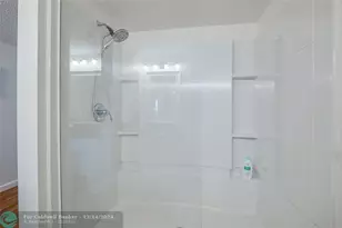 3930 Inverrary Blvd, Lauderhill, FL 33319 - Photo 33