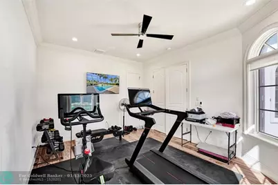 642  Palm Dr, Hallandale Beach, FL 33009 - Photo 23