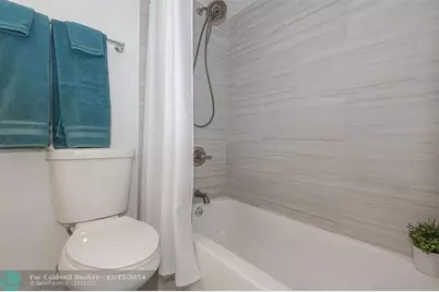 200  Diplomat Pkwy, Unit #321, Hallandale Beach, FL 33009 - Photo 21