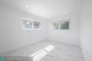 19930 NE 20th Ct, Miami, FL 33179 - Photo 17