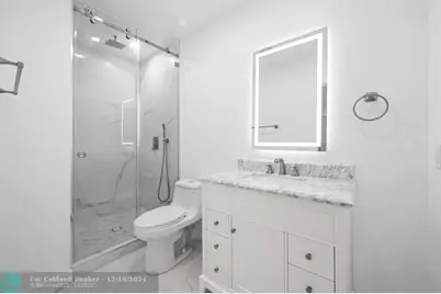 19930 NE 20th Ct, Miami, FL 33179 - Photo 21