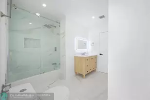 19930 NE 20th Ct, Miami, FL 33179 - Photo 19