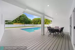 19930 NE 20th Ct, Miami, FL 33179 - Photo 5