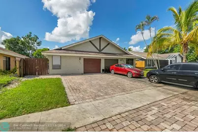 7432 SW 12th Ct, North Lauderdale, FL 33068 - Photo 1