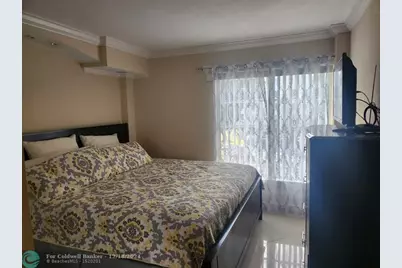 4160  Inverrary Dr, Unit #311, Lauderhill, FL 33319 - Photo 5