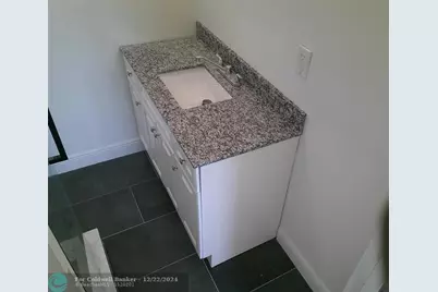 3810 SW 52nd Ave, Hollywood, FL 33023 - Photo 9