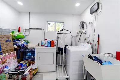 131 NW 72nd Way, Hollywood, FL 33024 - Photo 17