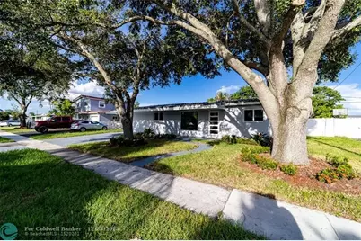 131 NW 72nd Way, Hollywood, FL 33024 - Photo 3