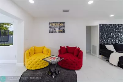 131 NW 72nd Way, Hollywood, FL 33024 - Photo 5