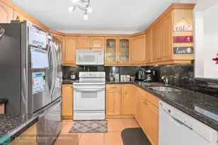 130 S Shore Dr, Miami Beach, FL 33141 - Photo 11