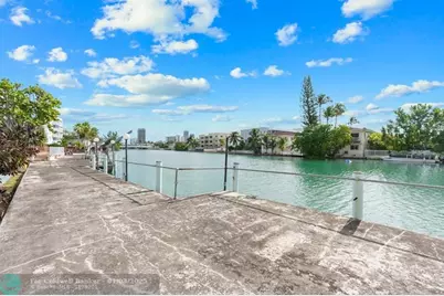 130 S Shore Dr, Unit #A4, Miami Beach, FL 33141 - Photo 29