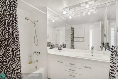 5670 SW Cypress Dr, Fort Lauderdale, FL 33312 - Photo 7