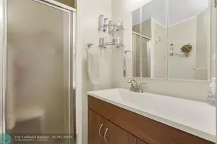 5670 SW Cypress Dr, Fort Lauderdale, FL 33312 - Photo 9