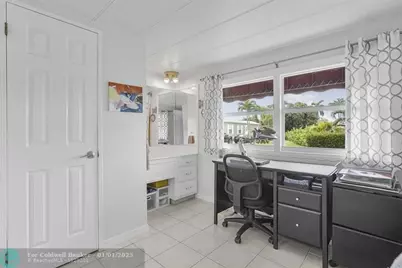 5670 SW Cypress Dr, Fort Lauderdale, FL 33312 - Photo 31