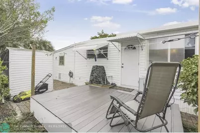 5670 SW Cypress Dr, Fort Lauderdale, FL 33312 - Photo 13