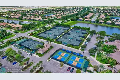 204  Burgundy E, Unit #204, Delray Beach, FL 33484 - Photo 27