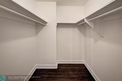 1000  West Ave, Unit #1405, Miami Beach, FL 33139 - Photo 13