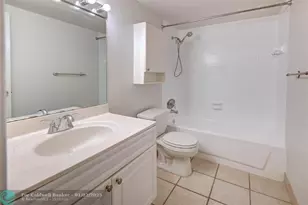 1000 West Ave, Miami Beach, FL 33139 - Photo 15