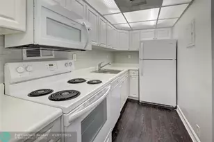 1000 West Ave, Miami Beach, FL 33139 - Photo 3