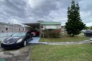 290 NW 218th Way, Pembroke Pines, FL 33029 - Photo 1