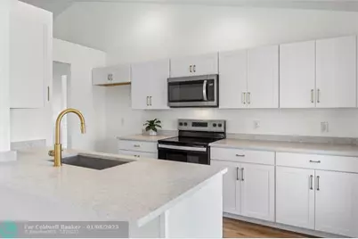 1055  18th St, Vero Beach, FL 32962 - Photo 7