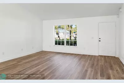 1055  18th St, Vero Beach, FL 32962 - Photo 3