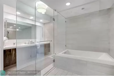 1180 N Federal Hwy, Unit #1203, Fort Lauderdale, FL 33304 - Photo 9