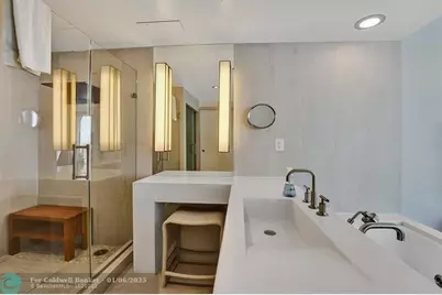 3101  Bayshore Dr, Unit #2409, Fort Lauderdale, FL 33304 - Photo 35