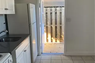 1906 McKinley St, Hollywood, FL 33021 - Photo 9