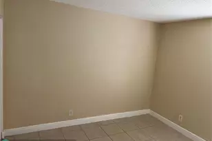 4425 Treehouse Ln, Tamarac, FL 33319 - Photo 3