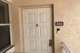 11266 SW 12th St, Pembroke Pines, FL 33025 - Photo 17