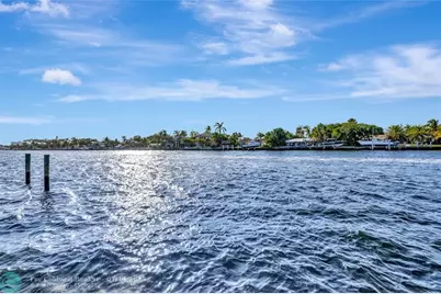 305 S Riverside Dr, Pompano Beach, FL 33062 - Photo 5