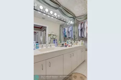 305 S Riverside Dr, Pompano Beach, FL 33062 - Photo 37