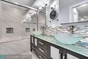 2801 NE 183rd St, Aventura, FL 33160 - Photo 25