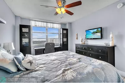 2801 NE 183rd St, Unit #1417W, Aventura, FL 33160 - Photo 23